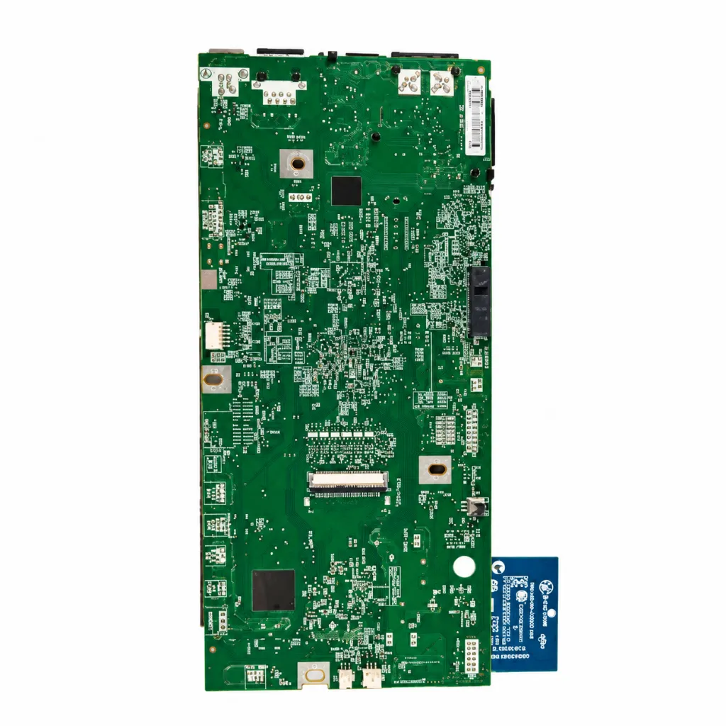 Placa de circuito verde con módulo azul.webp